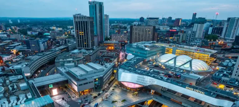 Read more about the article Chauffeur Birmingham City Centre